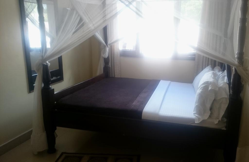 Transit Motel Ukonga Dár Al-Szalám Kültér fotó